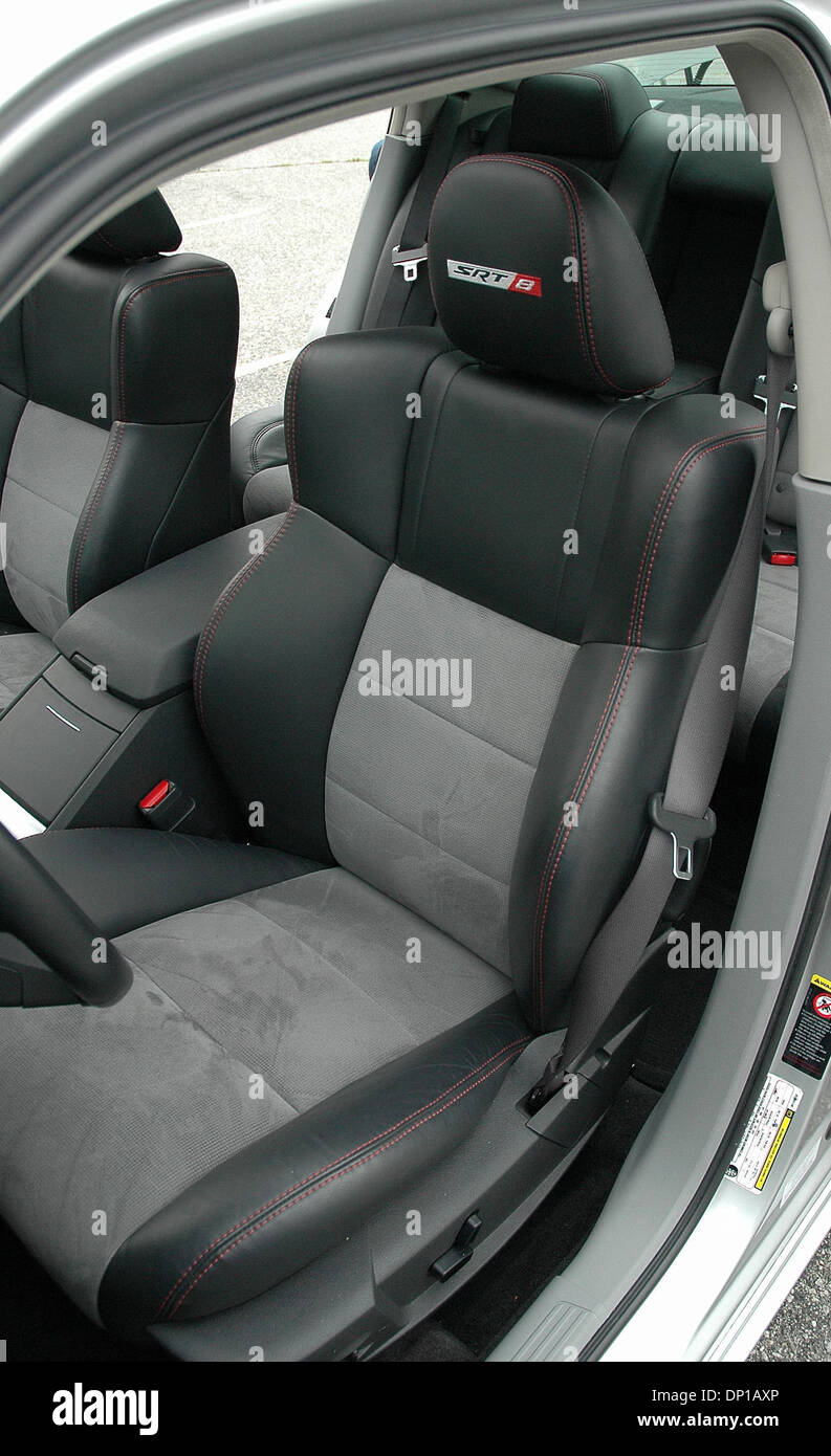 2006 dodge outlet charger seat covers