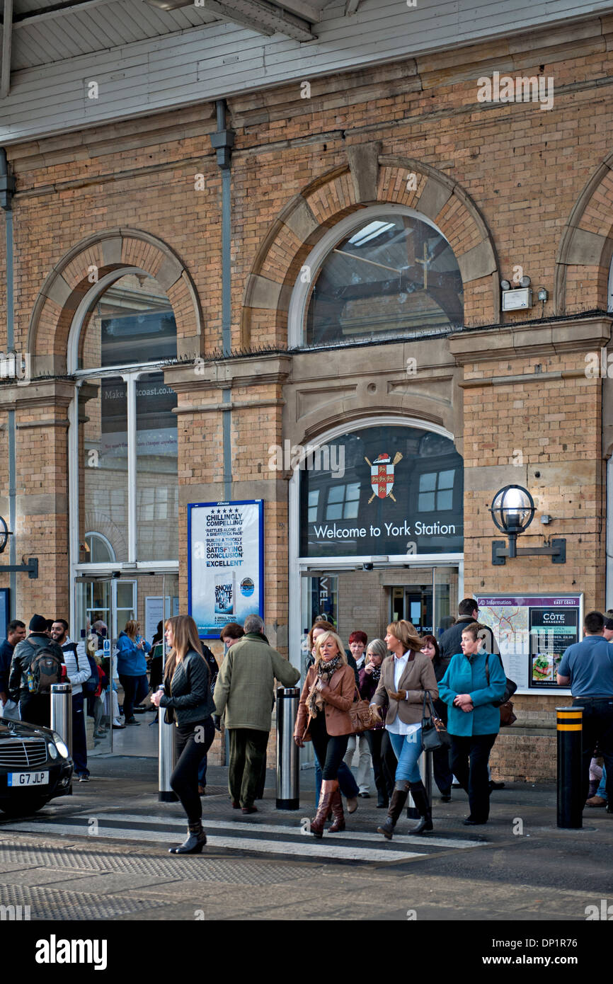 York Railway Station, UK Stock Photo - Alamy