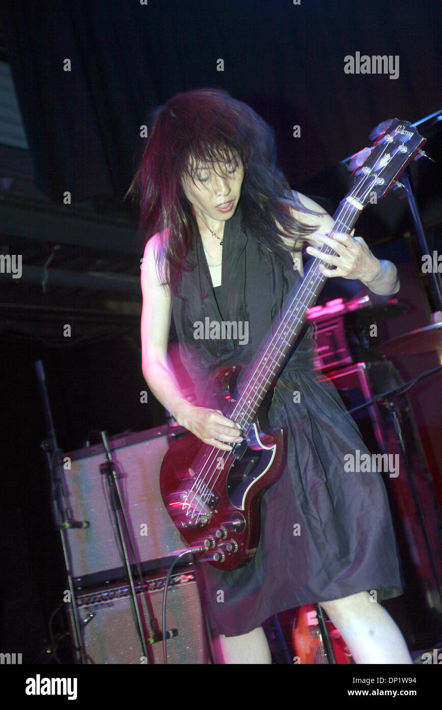 May 09 2006 New York Ny Usa Band Mono Performing At Avalon Nyc May 9 2006 Tamaki Bass Takaakira Taka Goto Guitar Yoda Guitar Wearing Black Shirt Yasunori Takada