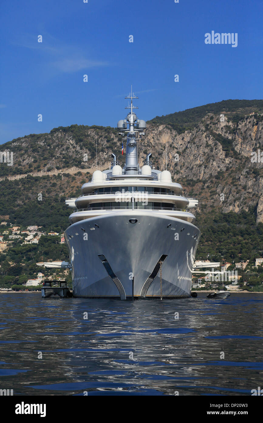 Motor yacht, Eclipse, built by Blohm and Voss, at Cap Ferrat, Côte d’Azur, Provence-Alpes-Côte d’Azur, France Stock Photo
