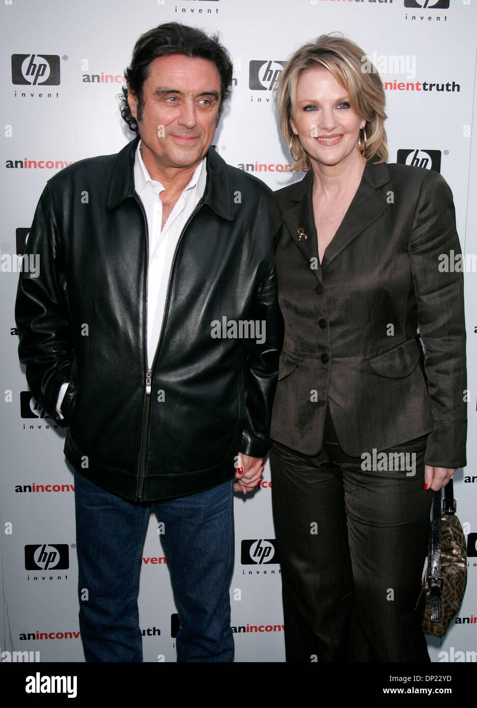 Actor ian mcshane wife gwen hi-res stock photography and images - Alamy