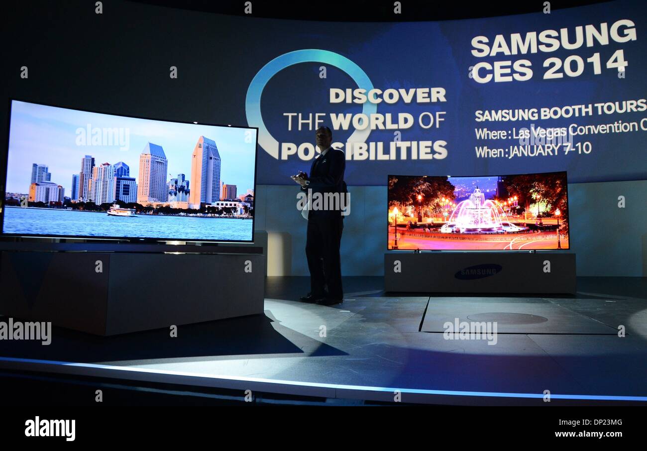 Las Vegas, USA. 06th Jan, 2014. Flat screen televisions are on display during a press conference of electronics manufacturer Samsung at the consumer electronics fair 'CES 2014' in Las Vegas, USA, 06 January 2014. The trade fair runs from 07 January 2014 to 10 January 2014. Photo: Britta Pedersen/dpa/Alamy Live News Stock Photo