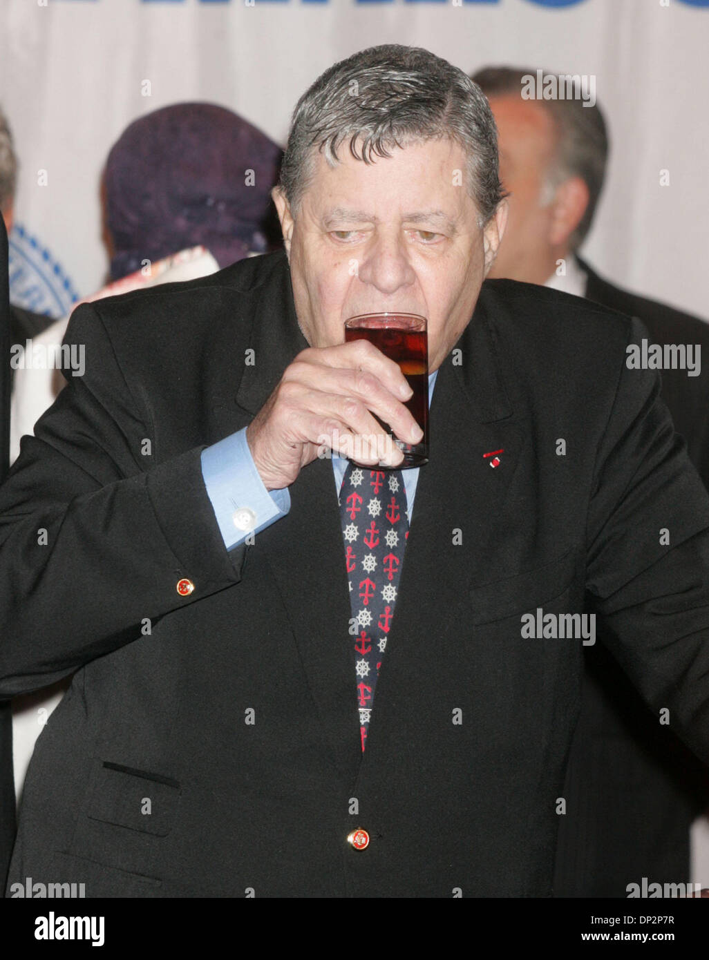 Jun 09, 2006; New York, NY, USA; Comedian JERRY LEWIS at the Friars
