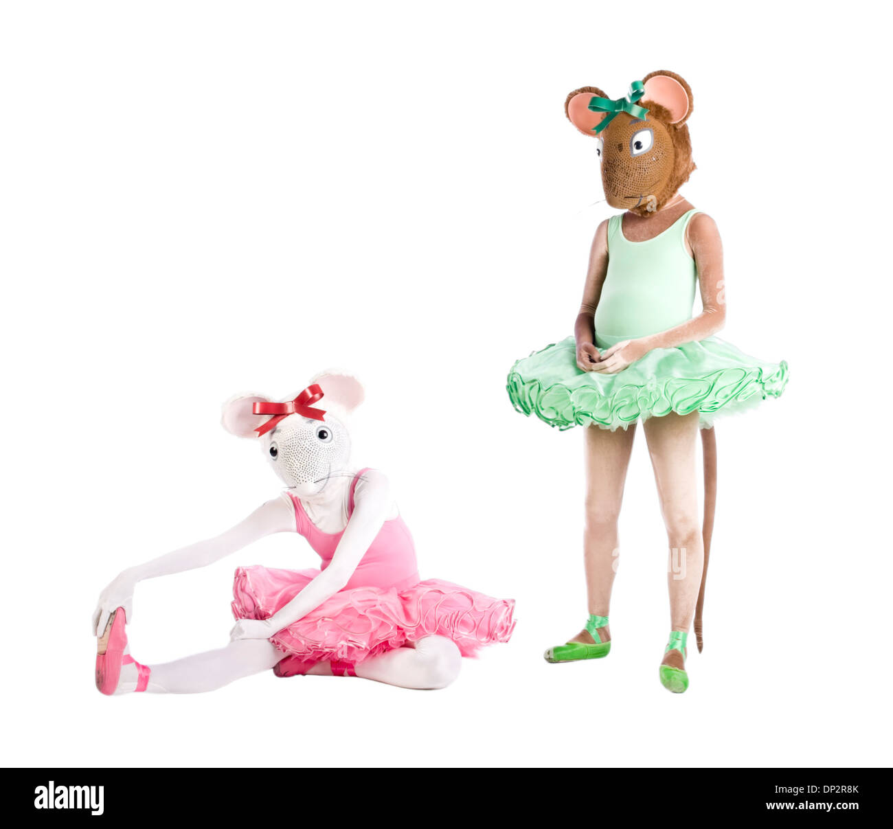 grave Moralsk uddannelse får Angelina Ballerina and friend photographed in the studio Stock Photo - Alamy