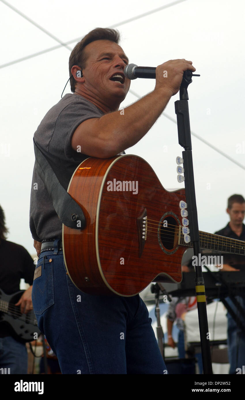 Sammy kershaw hi-res stock photography and images - Alamy