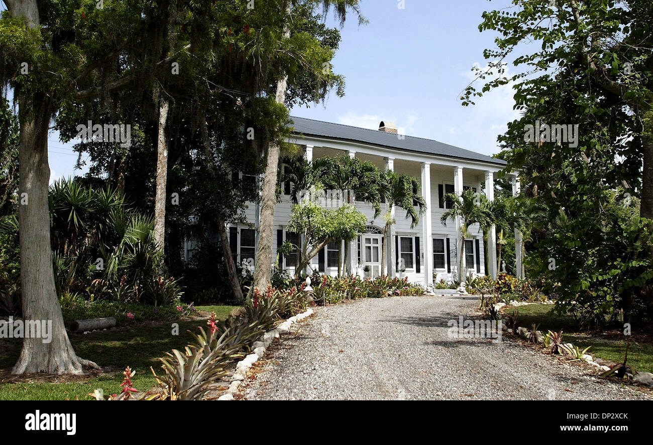 Port mayaca hires stock photography and images Alamy