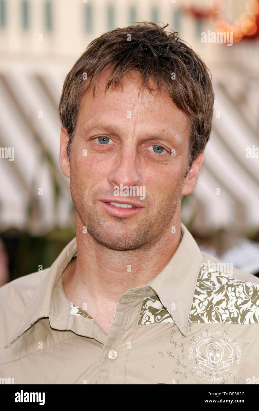 Skateboard king tony hawk hi-res stock photography and images - Alamy
