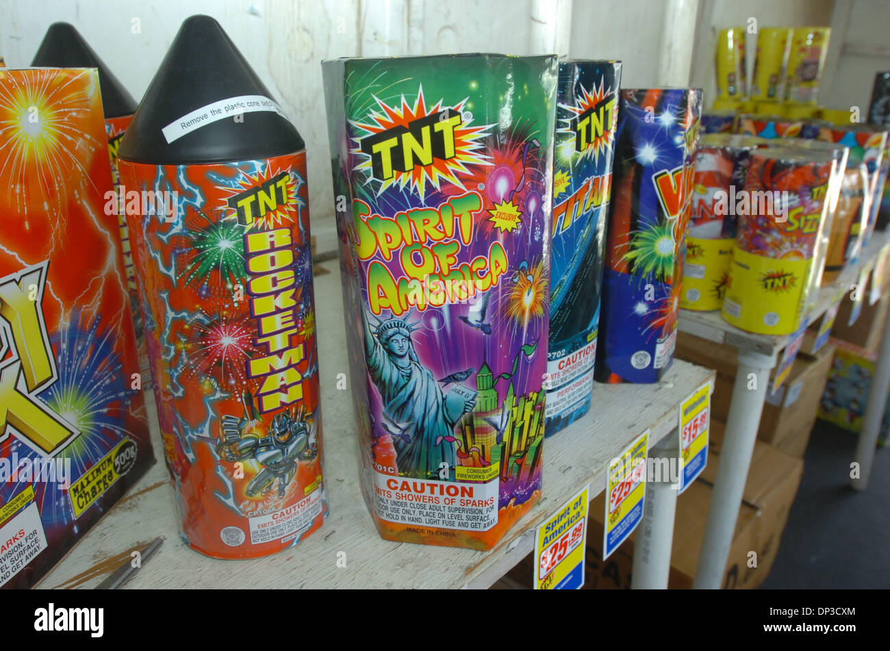 Fireworks stand hires stock photography and images Alamy