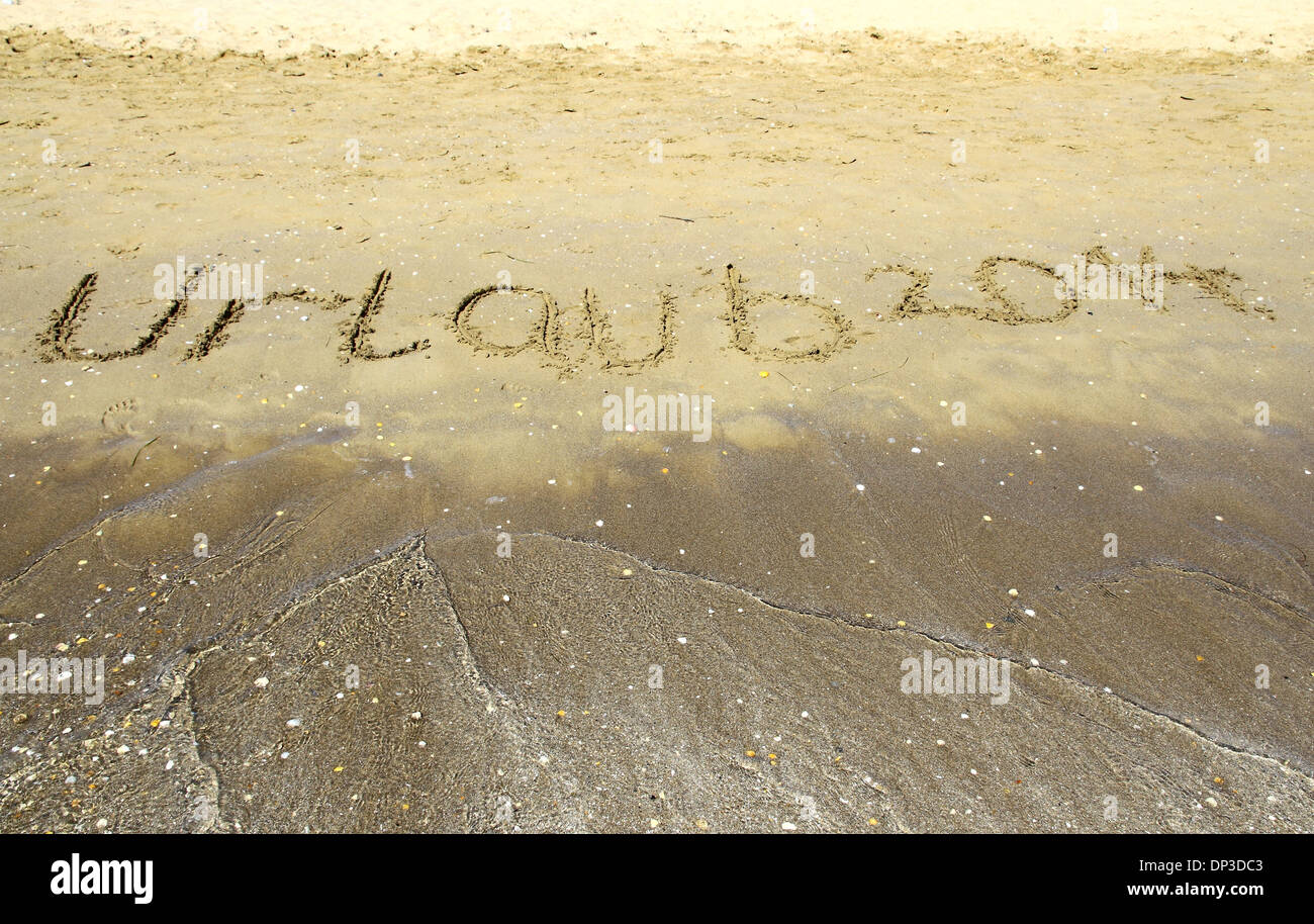 Inschrift 2014 auf Meer, Sand, Strand, horizontal Stock Photo