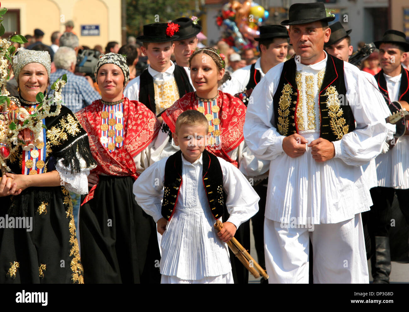 Jul 09, 2006; Dakovo, CROATIA; Croatians participate in the Dakovacki ...