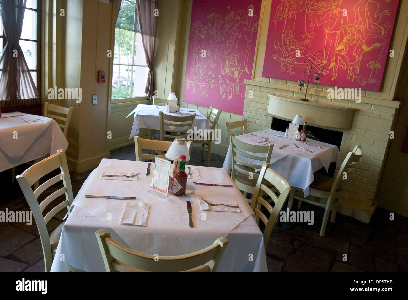 Jul 17, 2006; New Orleans, LA, USA; Dinning room of the Bienville House Hotel on Decatur Street is the sister hotel of the French Quarter's oldest hotel, the Hotel Monteleone. Both are still owned by the local Monteleone family. Mandatory Credit: Photo by Kayte Deioma/ZUMA Press. (©) Copyright 2006 by Kayte Deioma Stock Photo