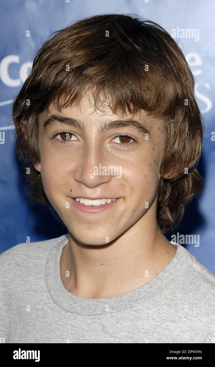 Jul 24, 2006; Westwood, CA, USA; Actor VINCENT MARTELLA at the Gibson/Baldwin 'Night at the Net' at the UCLA Tennis Center. Mandatory Credit: Photo by Vaughn Youtz/ZUMA Press. (©) Copyright 2006 by Vaughn Youtz Stock Photo