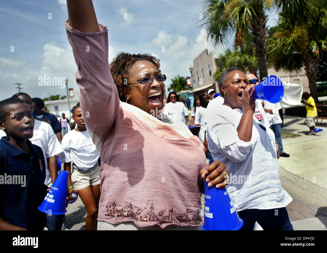 Jul 29, 2006; Ft. Pierce, FL, USA; Cheryl Handy chants with the crowd