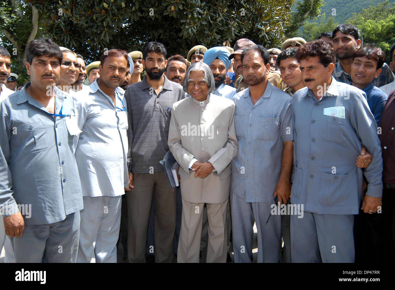 Jul 29, 2006; Srinagar, Kashmir, INDIA; Indian President A.P.J. ABDUL KALAM posing for a photograph with the governor's staff at governor house before meeting school children in Srinagar, the summer capital of Indian Kashmir, Saturday, 29 July, 2006. A strike called by various separatist groups to protest the visit by the Indian President brought life to a standstill in Srinagar fo Stock Photo