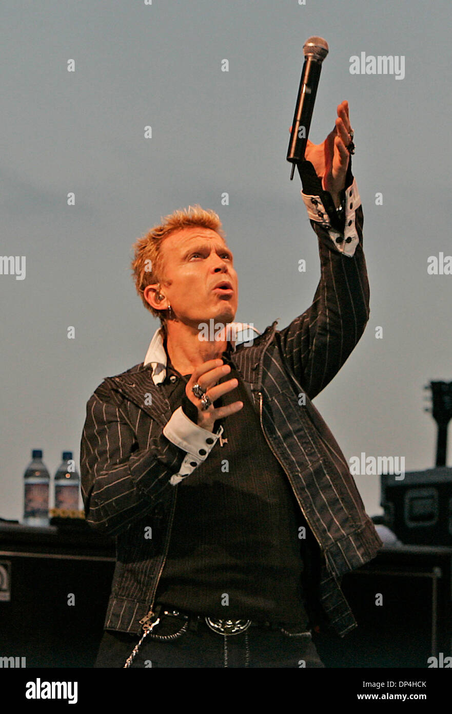 Aug 12, 2006; Los Angeles, CA, USA; BILLY IDOL performing to thousands of his loyal fans at the Del Mar Racetrack in San Diego, CA. Mandatory Credit: Photo by John Hardick/ZUMA Press. (©) Copyright 2006 by John Hardick Stock Photo
