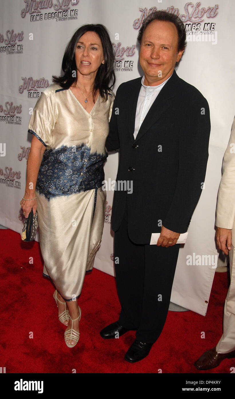 Aug 17, 2006; New York, NY, USA; JANICE GOLDFINGER and BILLY CRYSTAL at