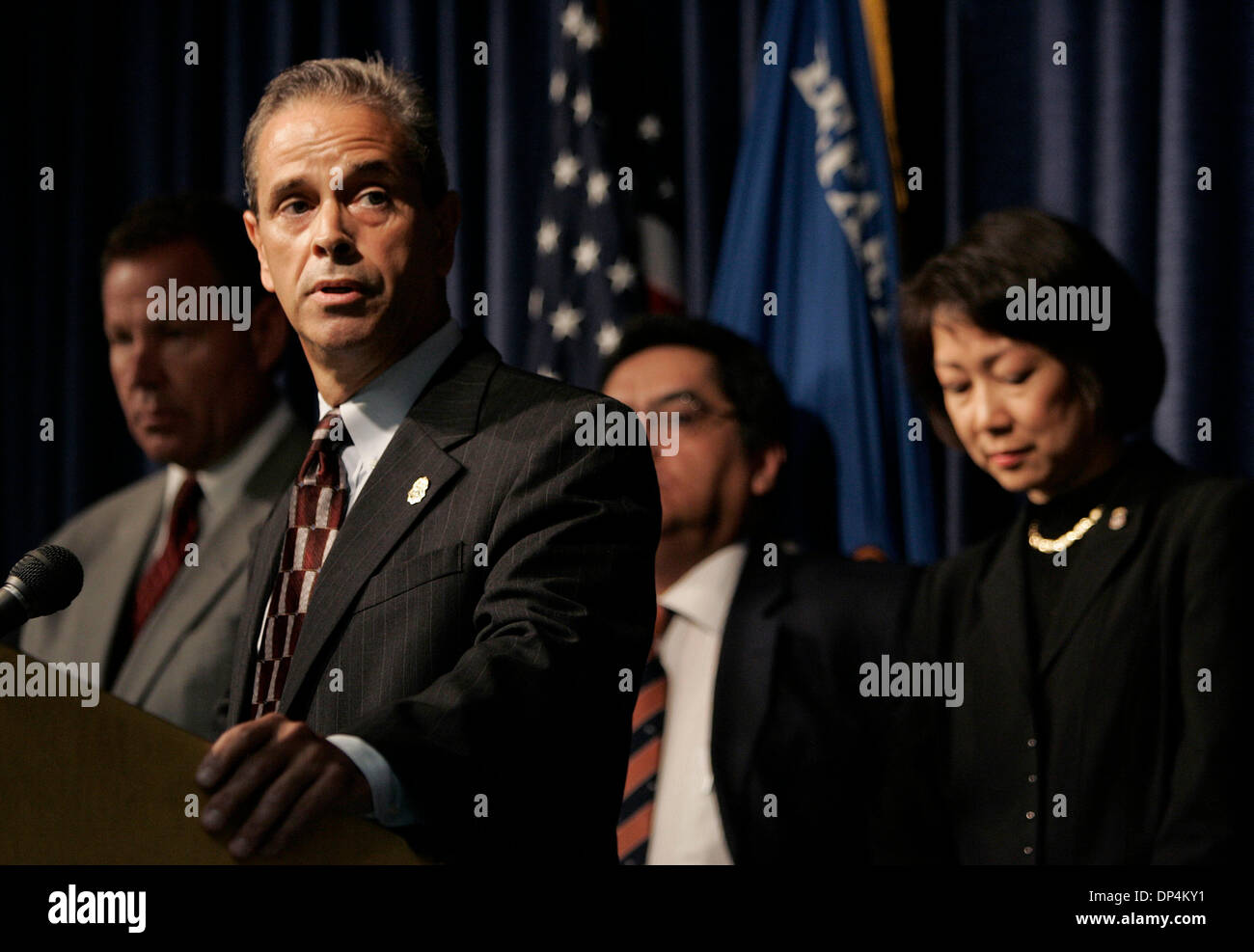 Aug 17, 2006; San Diego, CA, USA; JOHN FERNANDES, Special Agent in Charge of the San Diego Office of the DEA, left, answers reporters questions at a press conference about the arrest on Monday August 14, 2006 in international waters off Baja California of Francisco Javier Arellano Felix, the kingpin of the Arellano-Felix drug cartel. Arrested along with Arellano Felix were other me Stock Photo