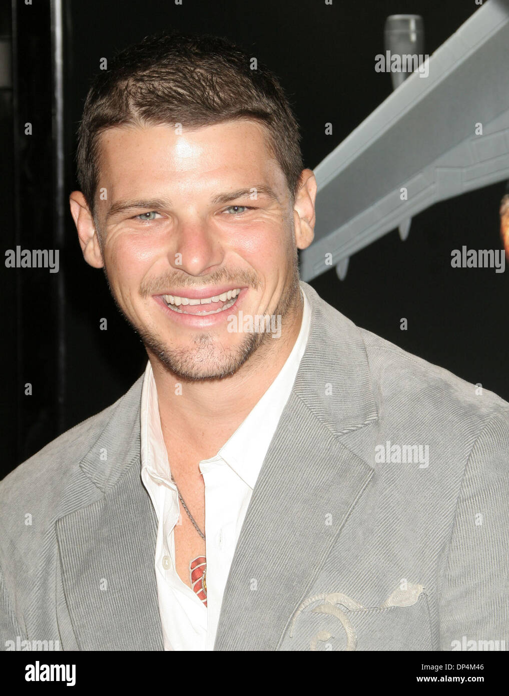 Aug 17 2006 Los Angeles Ca Usa Actor Nathan Phillips At The Snakes On A Plane Los Angeles Premiere Held At Grauman S Chinese Theatre Hollywood Mandatory Credit Photo By Paul Fenton Zuma Kpa C