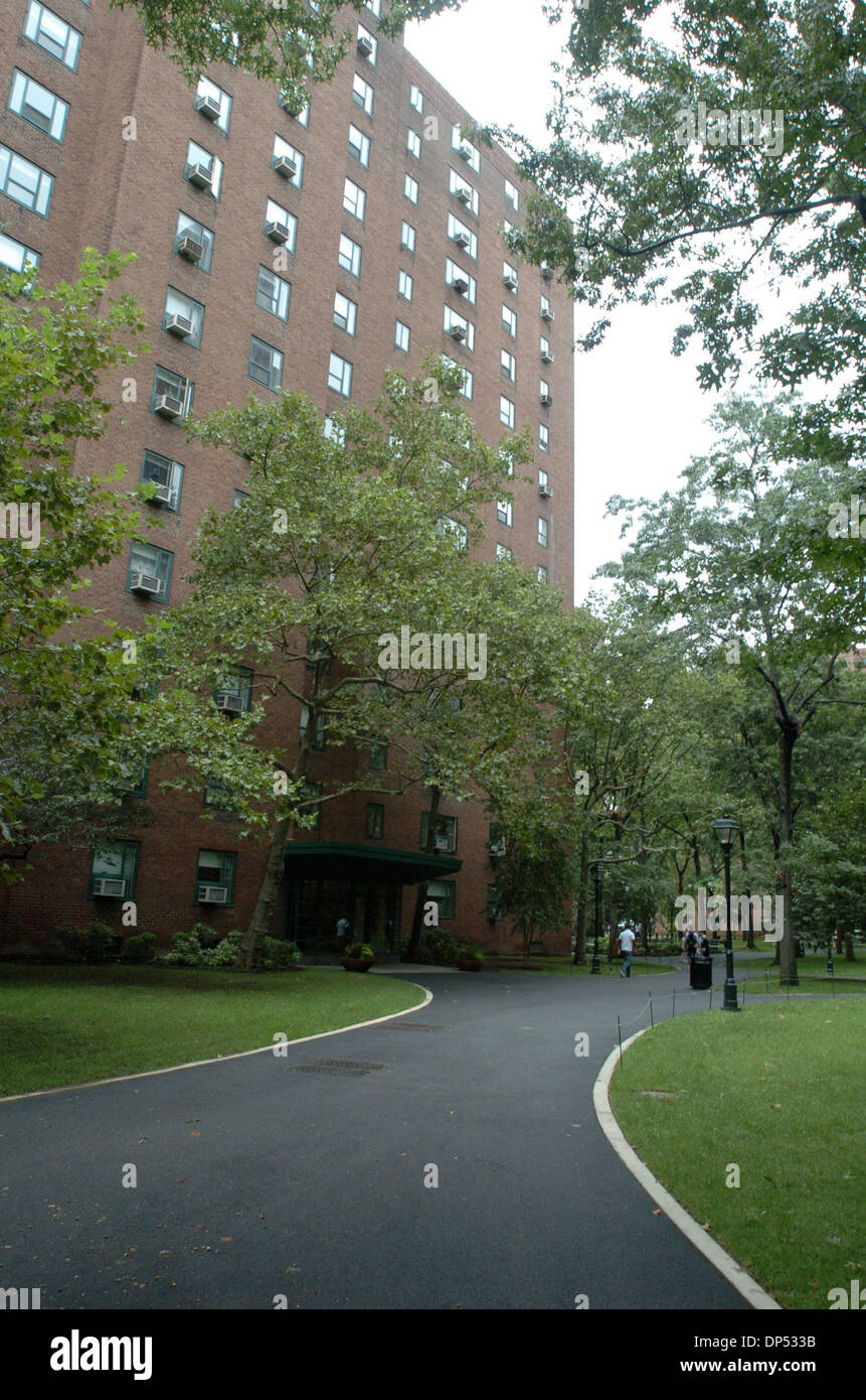 Aug 30, 2006; Manhattan, NY, USA; A building in Peter Cooper Village