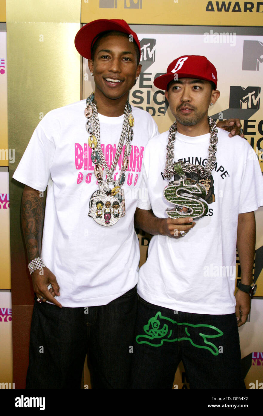 Pharrell williams and nigo hi-res stock photography and images - Alamy