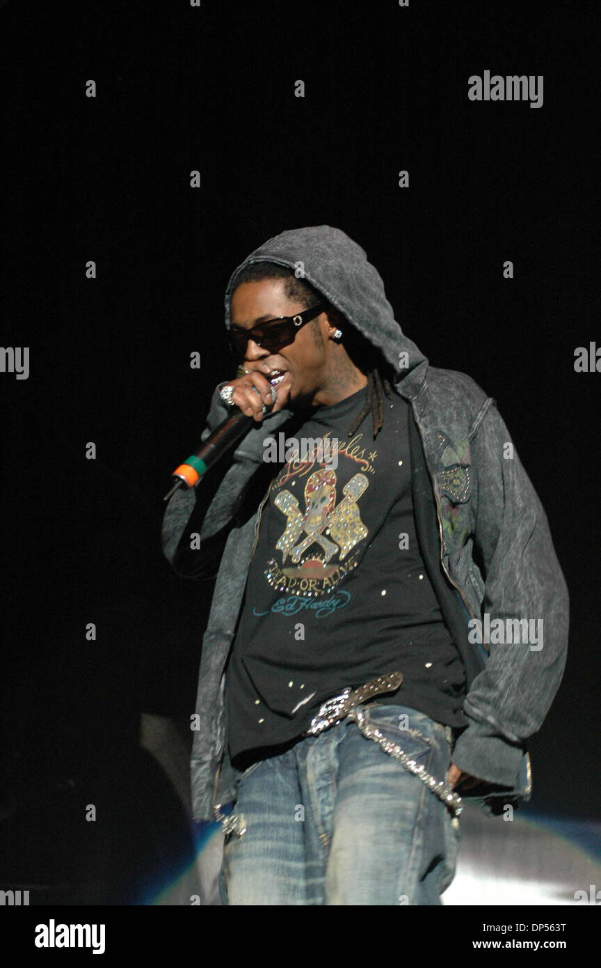 Lil wayne 2006 hi-res stock photography and images - Alamy