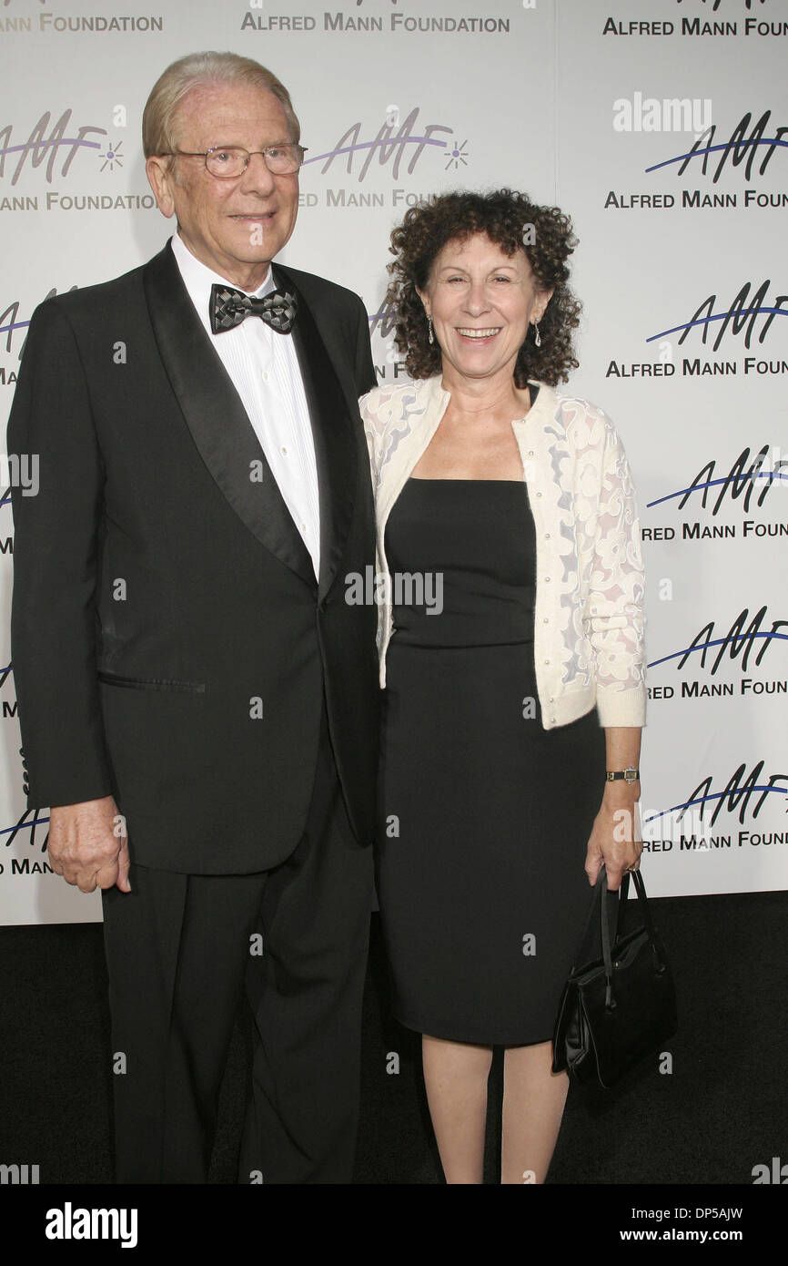 Sep 09, 2006; Los Angeles, CA, USA; Philanthropist and Medical Device ...