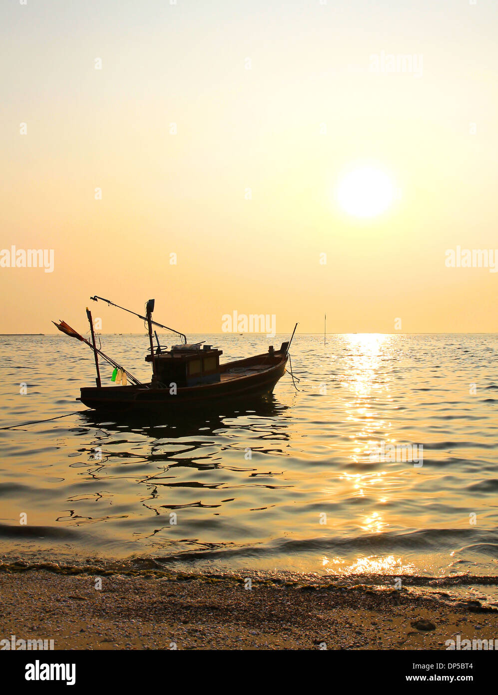 Old boat silhouette hi-res stock photography and images - Alamy
