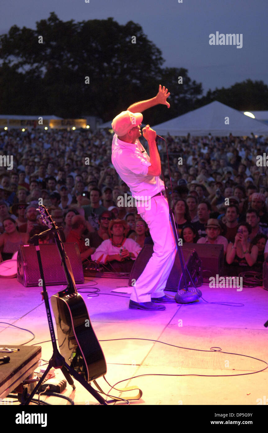 Sep 15, 2006; Austin, TX, USA; Canadian rockers The TRAGICALLY HIP live ...
