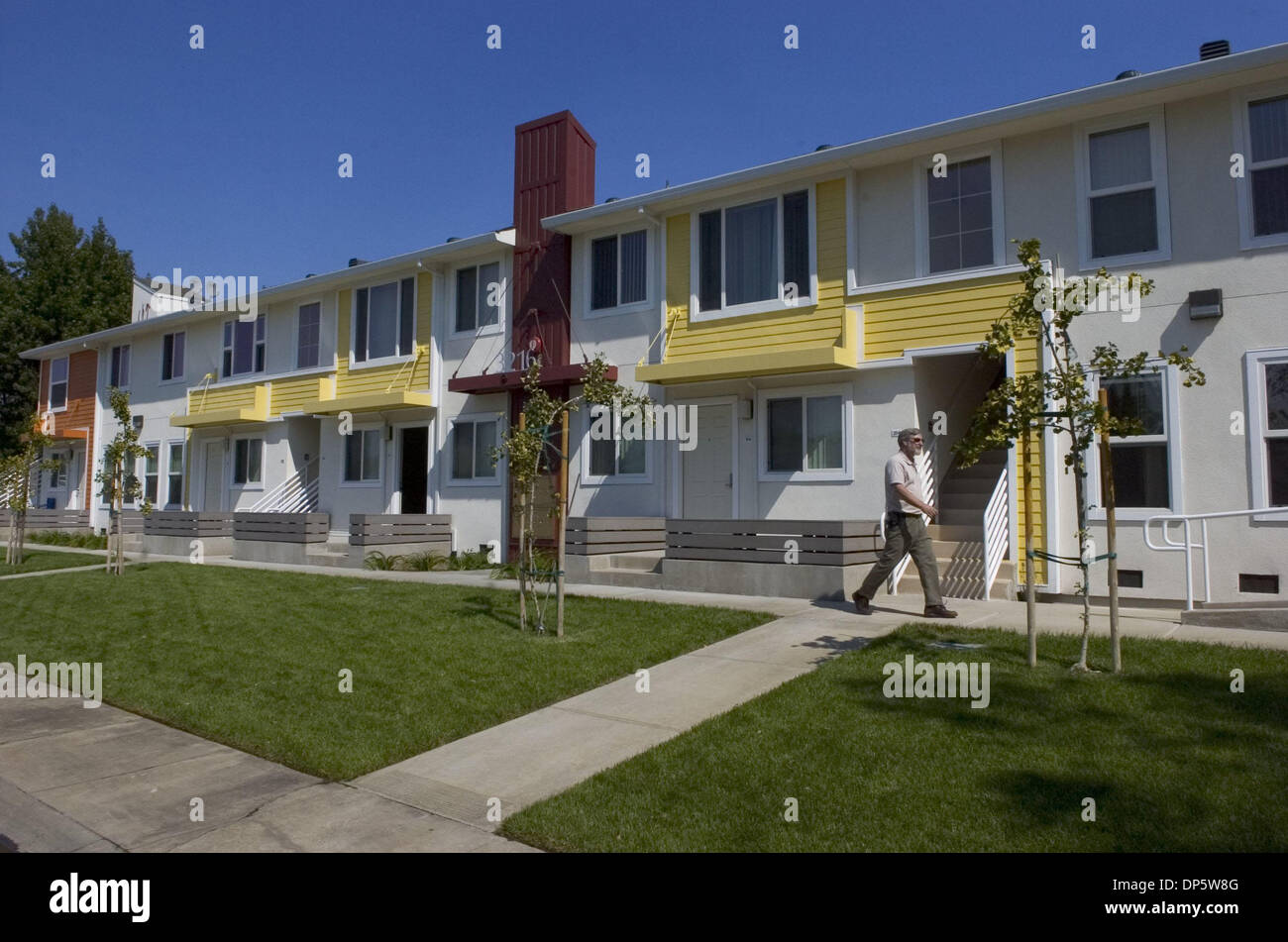 Sep 25, 2006; Sacramento, CA, USA; The Fairview Apartment complex is