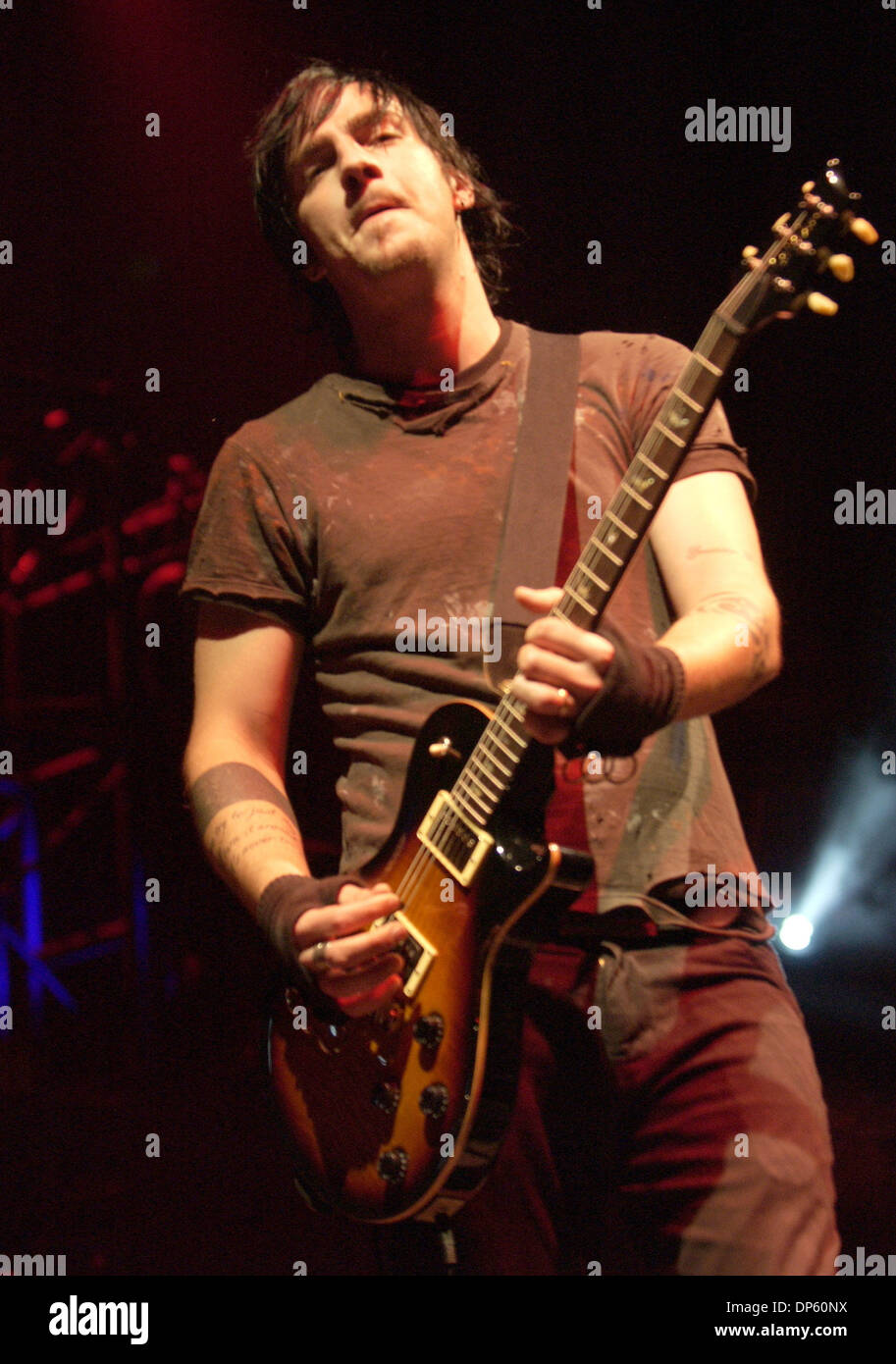 Oct 01, 2006; Raleigh, NC, USA; Musicians THREE DAYS GRACE performs ...