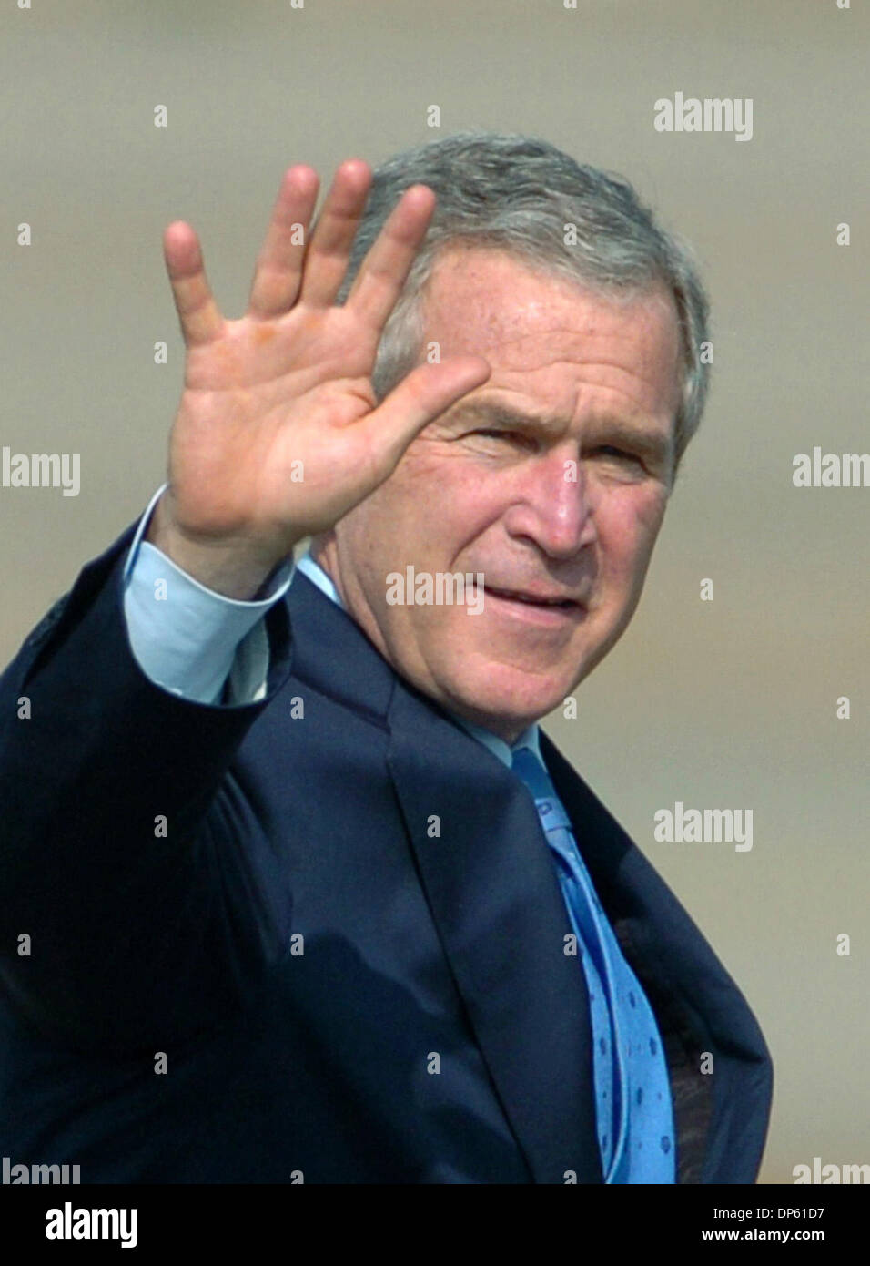 Oct 03, 2006; Stockton, CA, USA; President GEORGE W. BUSH waves to ...