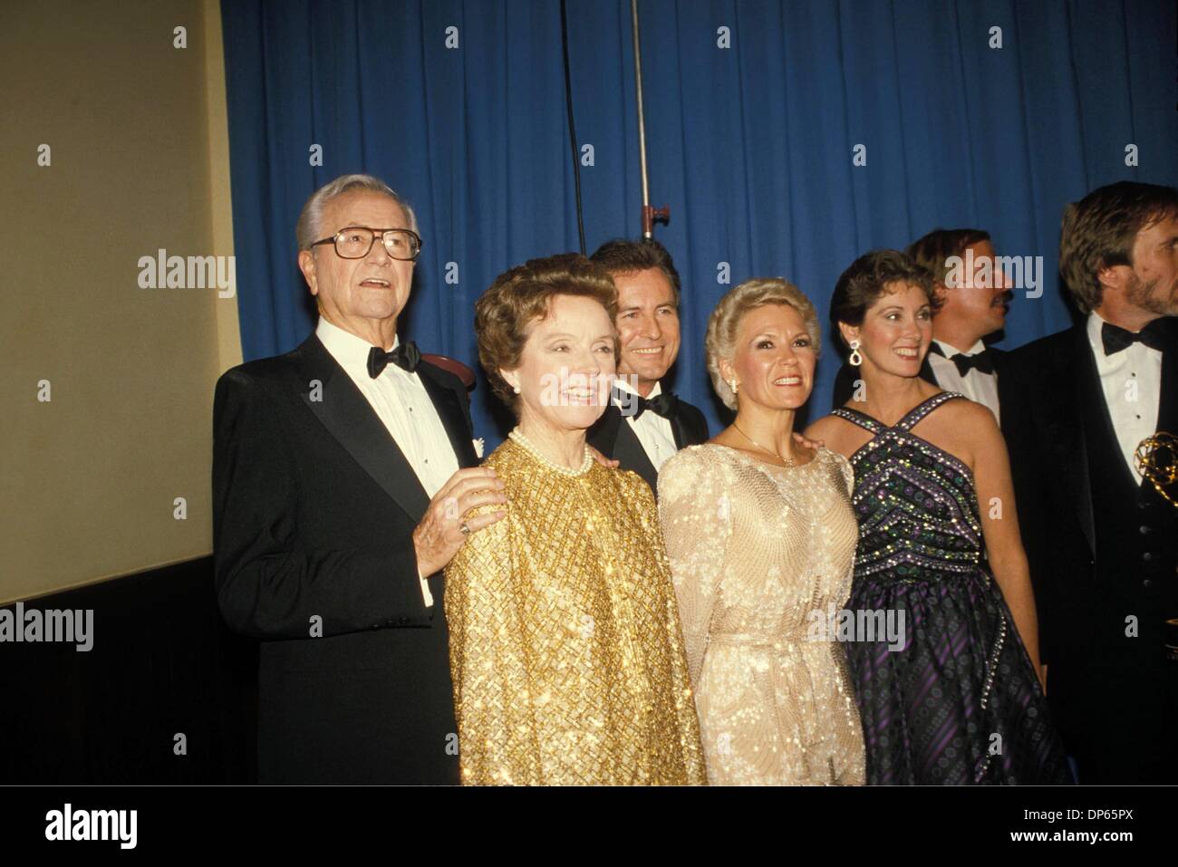 Oct. 23, 2006 - FATHER KNOWS BEST CAST.LAUREN CHAPIN, BILLY GRAY, JANE WYATT, ELINOR DONAHUE . MICHELSON-  PHOTOSFATHER KNOWS BEST CAST.ROBERT YOUNG , JANE WYATT LAUREN CHAPIN BILLY GRAY,  ELINOR DONAHUE . MICHELSON-   JANEWYATTRETRO(Credit Image: © Globe Photos/ZUMAPRESS.com) Stock Photo