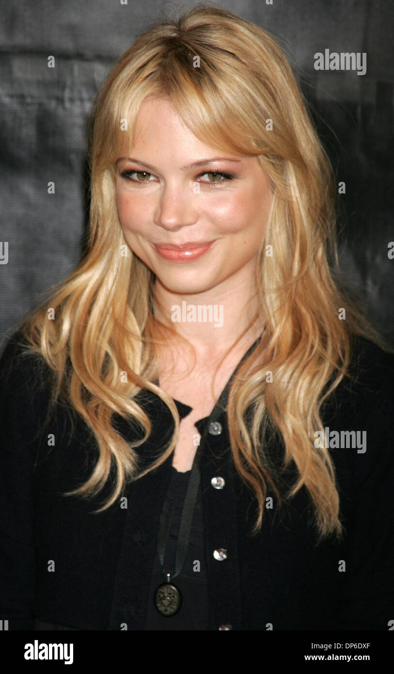 Oct 12 2006 New York Ny Usa Actress Michelle Williams At The
