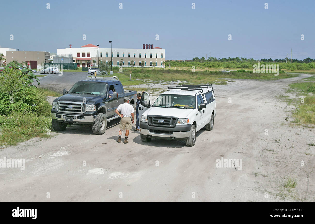 Oct 19, 2006; Jupiter, FL, USA; Survey crews sit on the empty land east and south of the current Scripps Research Institute building on the Florida Atlantic University campus in Jupiter Thursday.  The land will be cleared within the next few days for expansion.   Mandatory Credit: Photo by Richard Graulich/Palm Beach Post/ZUMA Press. (©) Copyright 2006 by Palm Beach Post Stock Photo