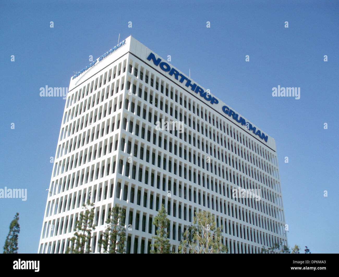 Northrop grumman shipbuilding hires stock photography and images Alamy