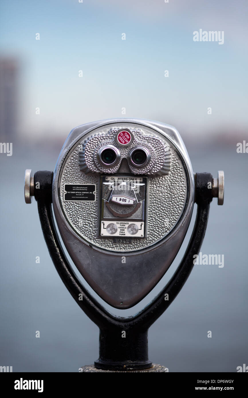 Typical Amarican retro style public use binoculars in New York USA Stock Photo Alamy