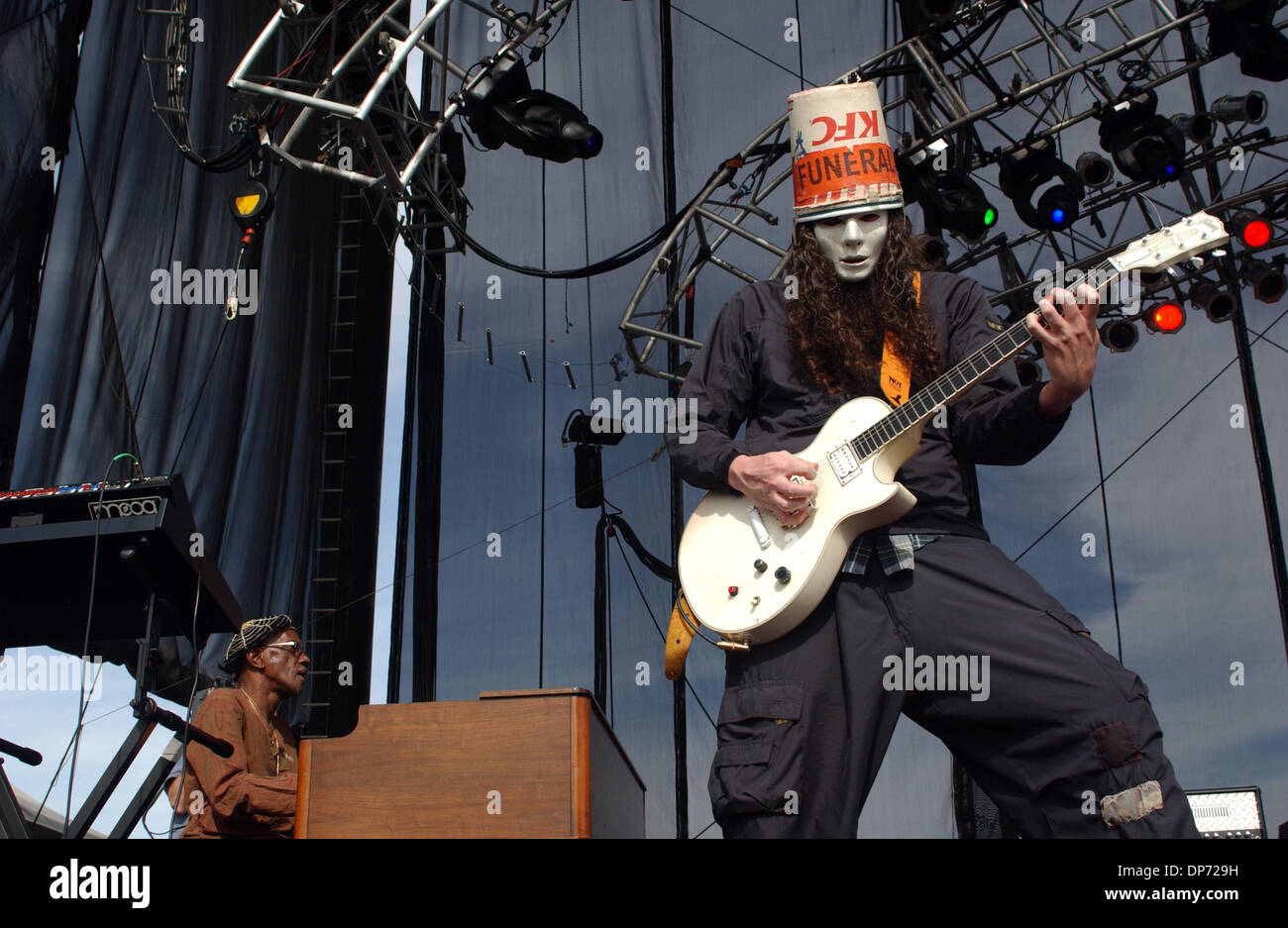 Oct 28, 2006; Las Vegas, NV, USA; Guitarist BUCKETHEAD of the band Stock Photo 65309037 Alamy