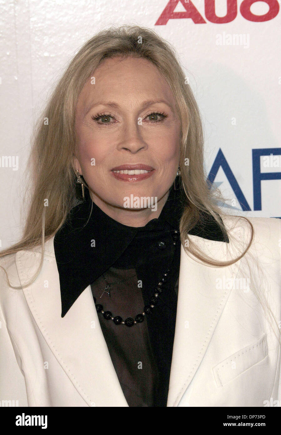 Nov 01, 2006; Los Angeles, CA, USA; Actress FAYE DUNAWAY at the AFI ...