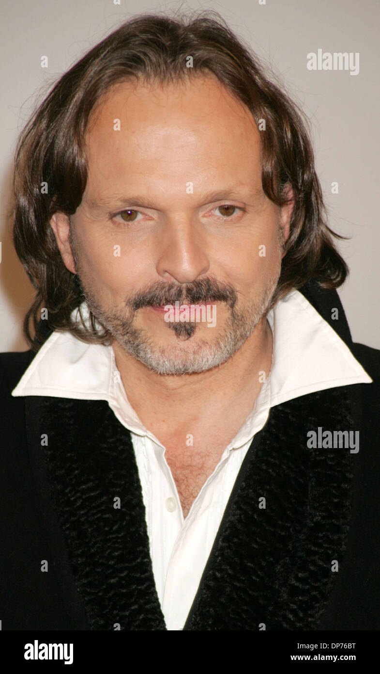 Miguel Bose High Resolution Stock Photography And Images Alamy
