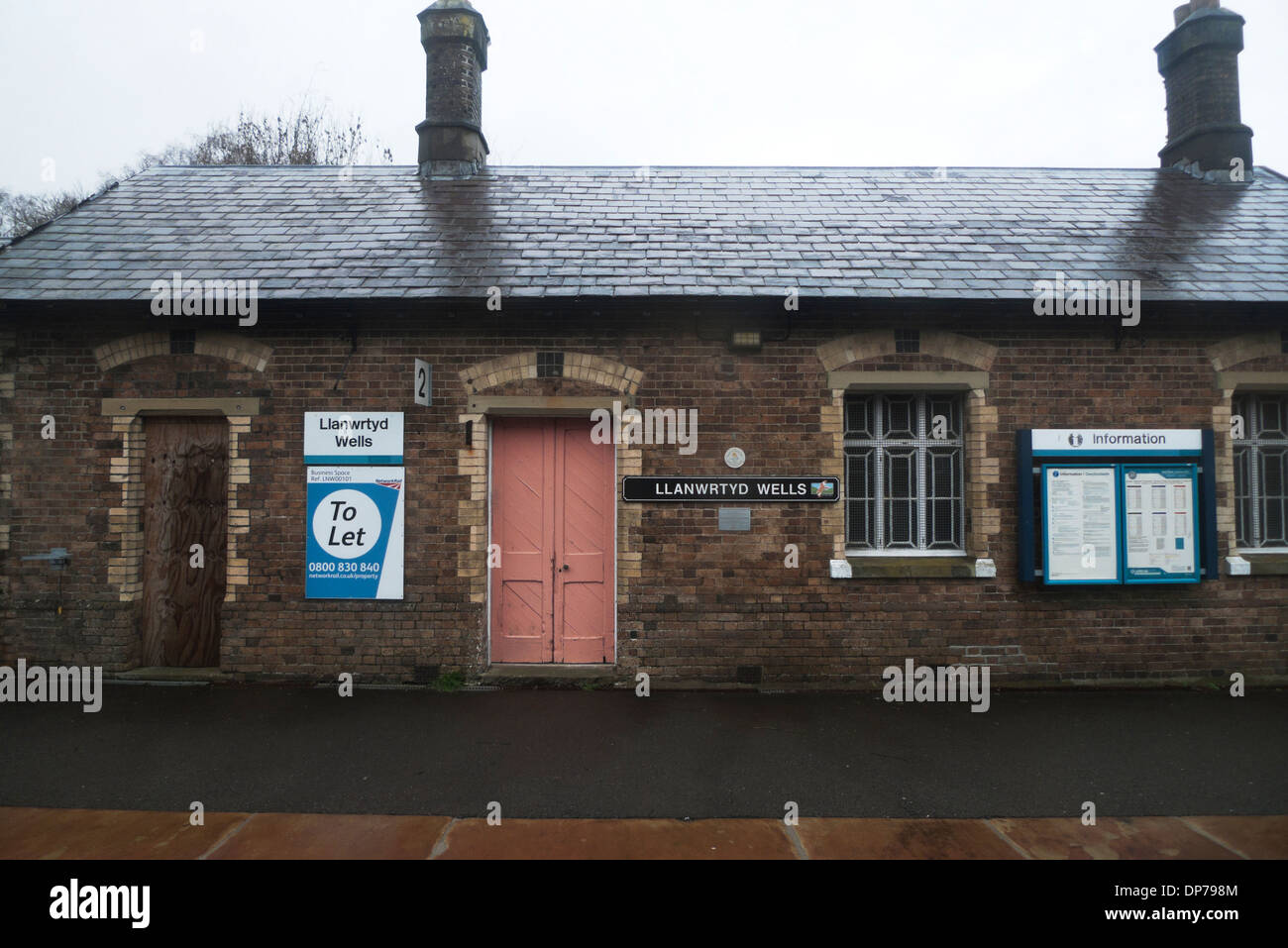 Railway Station building with a To Let sign at Llanwrtyd Wells Powys Wales UK  KATHY DEWITT Stock Photo