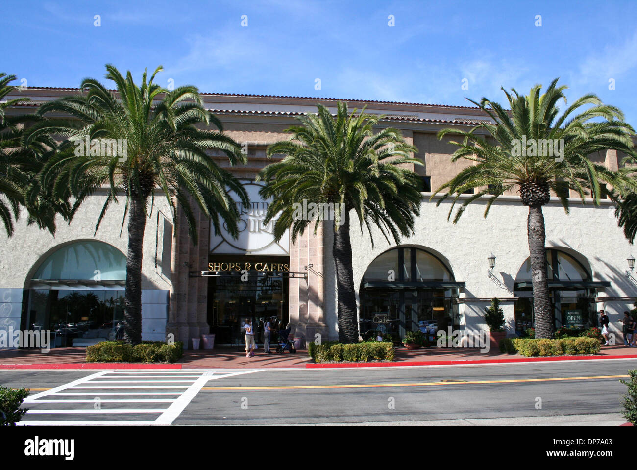 Fashion Island Mall - Newport Beach, CA - Indoor Malls on