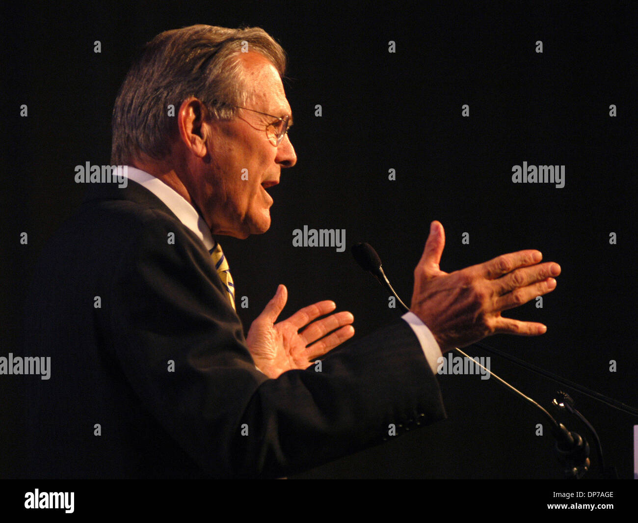 President Rumsfeld Resign rumsfeld hi-res stock photography and images - Alamy