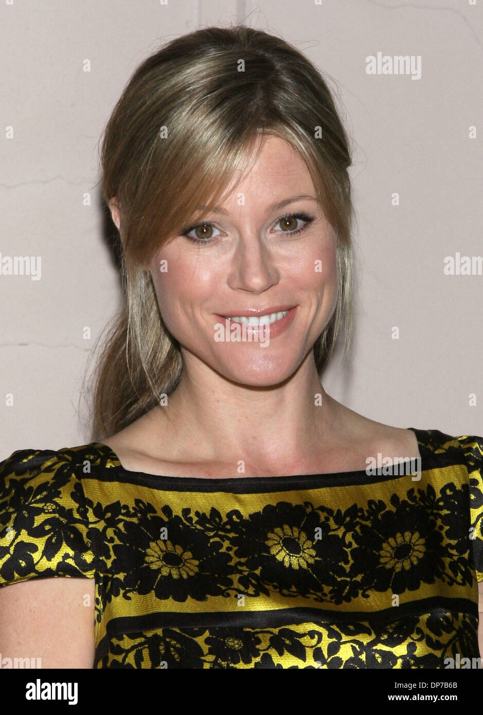 Julie Bowen Boston Legal Hi Res Stock Photography And Images Alamy Julie Bowen Boston Legal Hi Res Stock Photography And Images Alamy