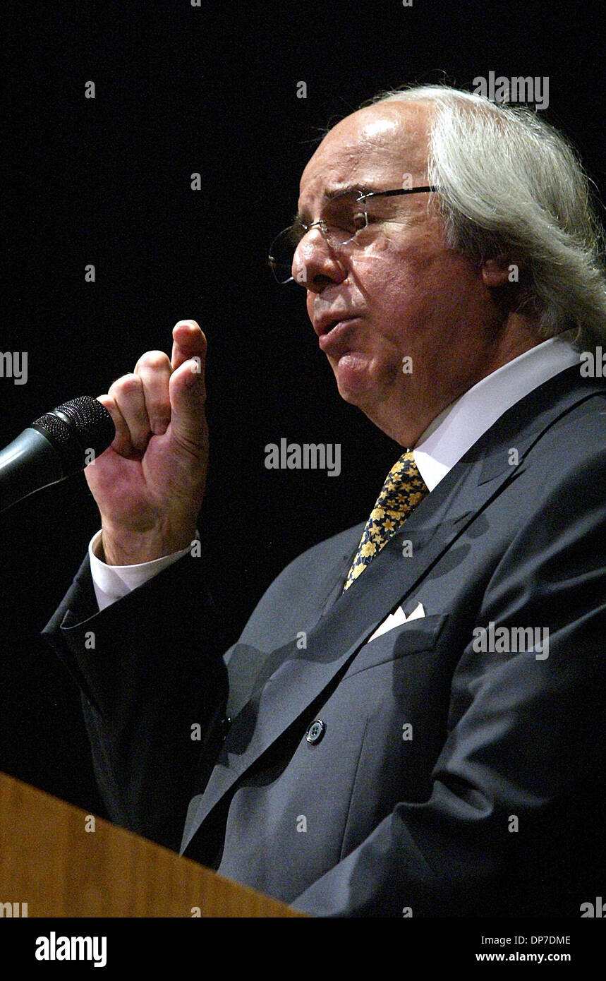 Frank abagnale hi-res stock photography and images - Alamy