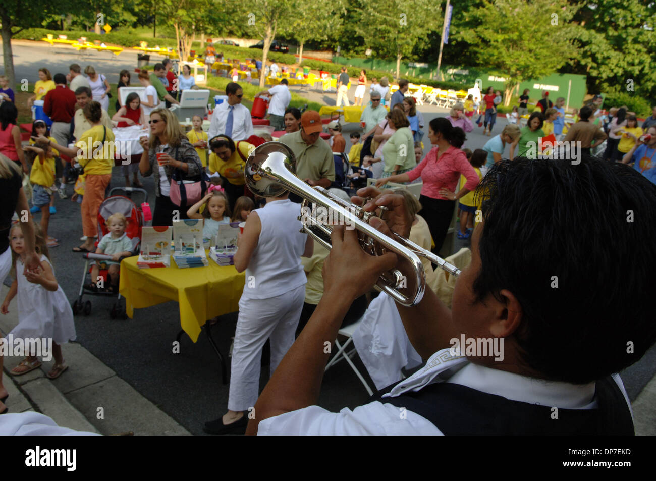Peachtree presbyterian church hires stock photography and images Alamy