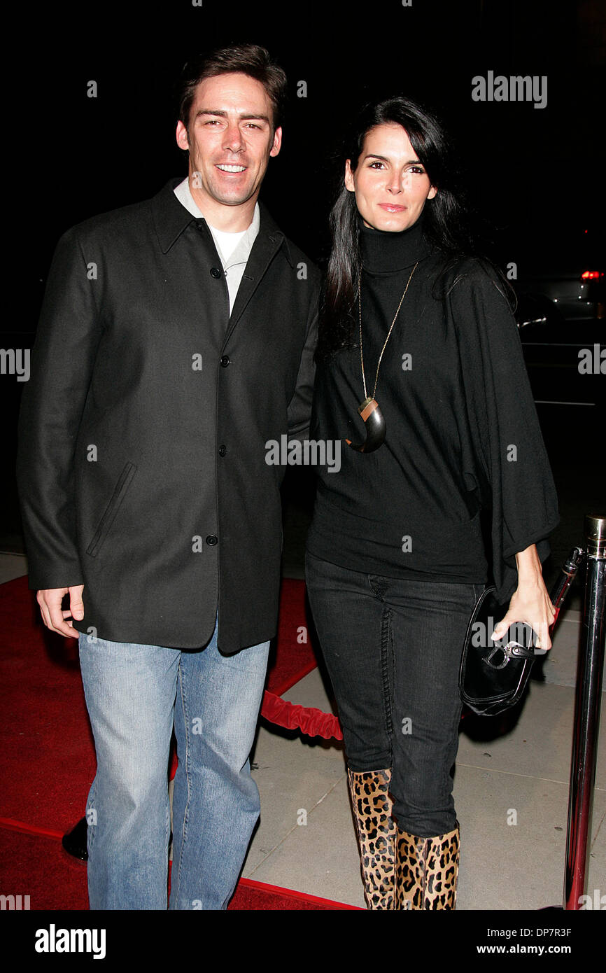 Angie harmon and husband jason sehorn hires stock photography and