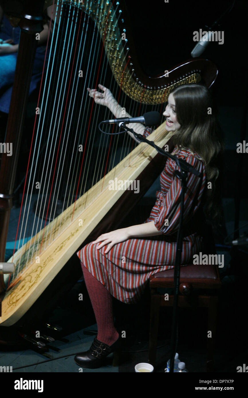 Nov 13, 2006; New York, NY, USA; Harpist singer JOANNA NEWSOM performing at Webster Hall. Mandatory Credit: Photo by Aviv Small/ZUMA Press. (©) Copyright 2006 by Aviv Small Stock Photo