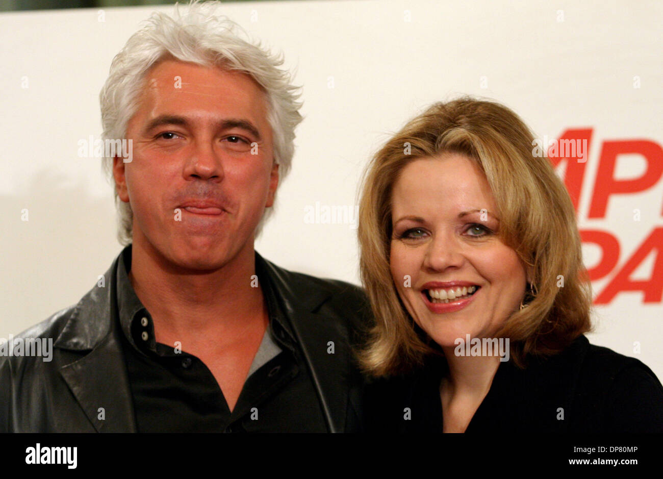 Russian opera star Dmitry Khvorostovsky and american opera diva Renee in the concert in Moscow.(Credit Image: © PhotoXpress/ZUMA Press) RESTRICTIONS: North and South America Rights ONLY! Stock Photo - Alamy