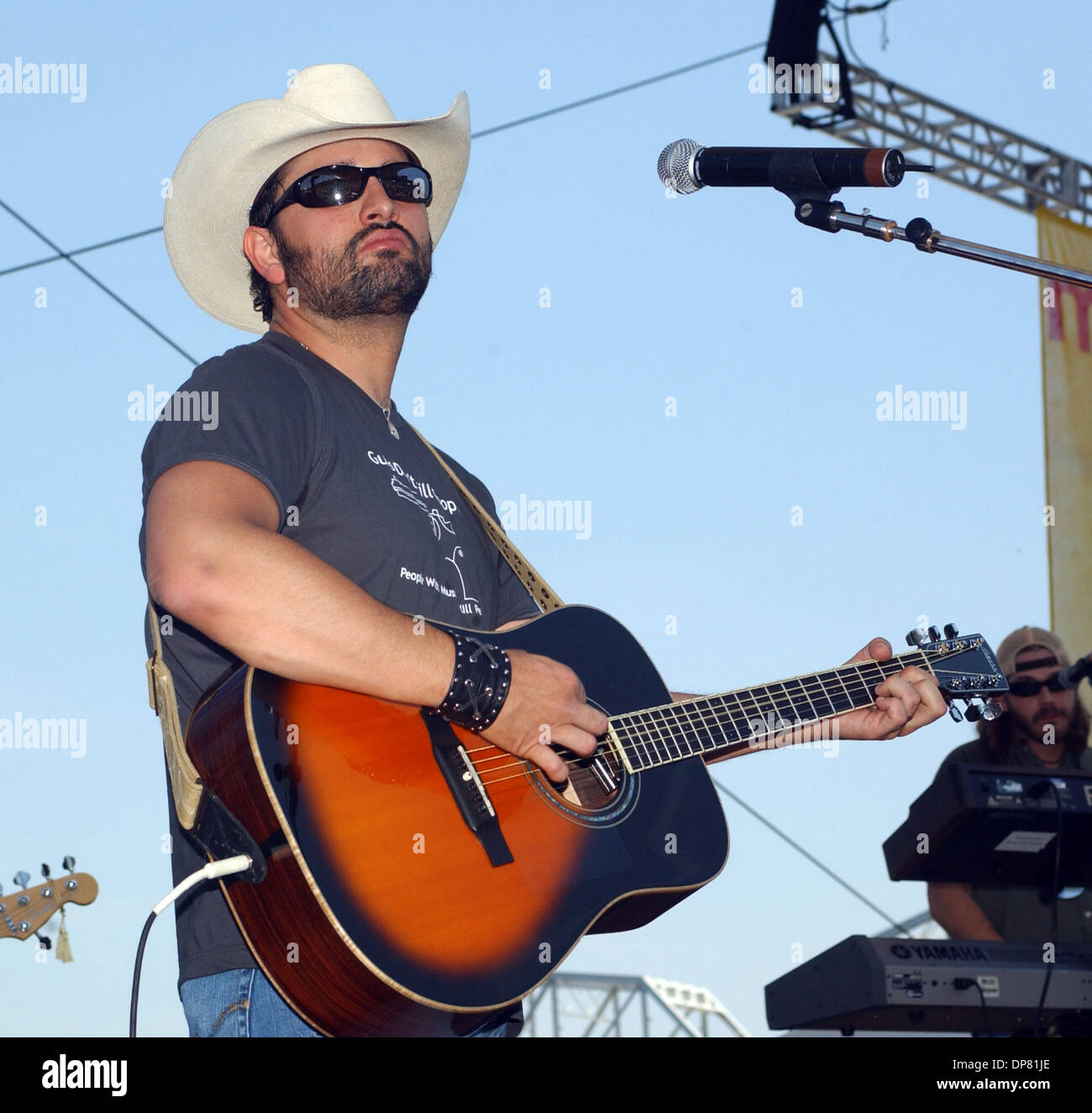 Jun 09, 2006 - Nashville, TN, USA - Musician RAY SCOTT performs live at ...