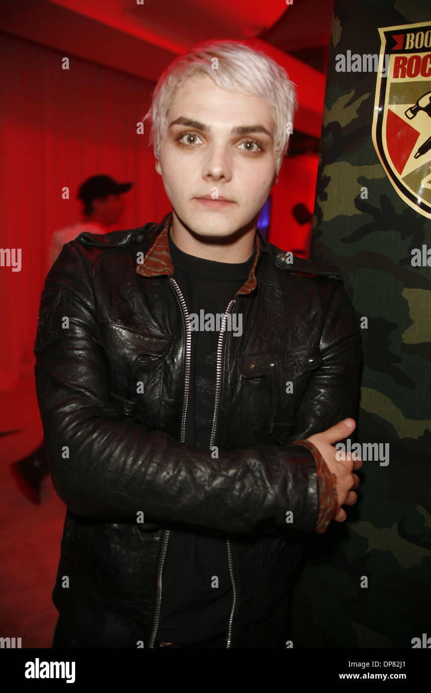 My chemical romance band,gerard way hi-res stock photography and images -  Alamy